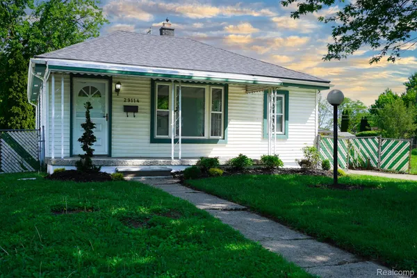 29114 RICHARD ST
