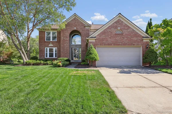 4527 TIMBERLINE DR
