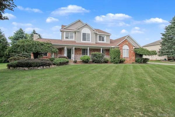 2445 ELKRIDGE CIR