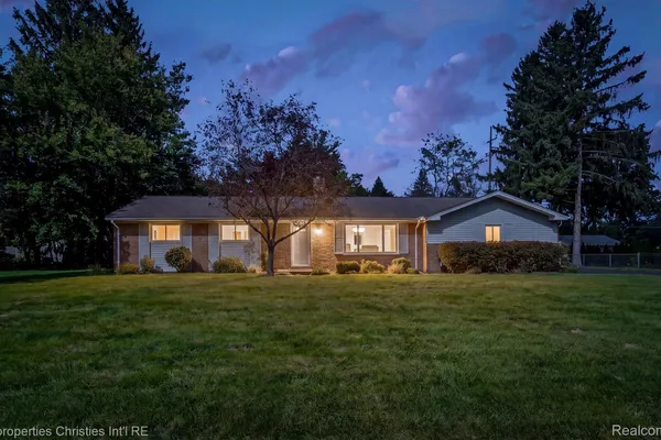 1311 WINCHCOMBE DR