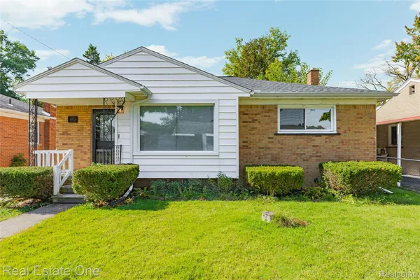 320 DICK AVE