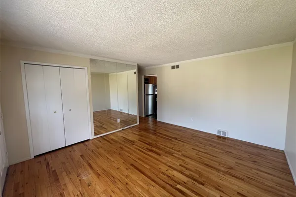 25563 BAKER