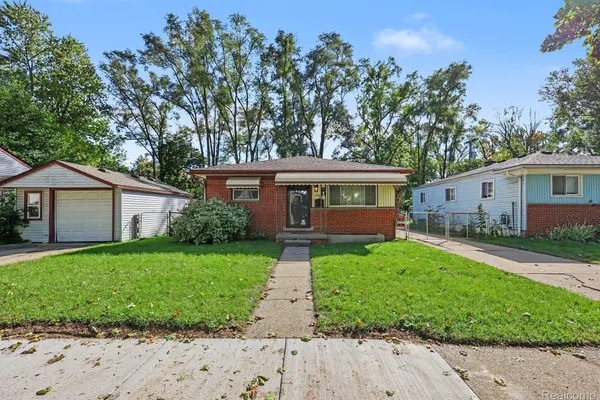 403 W GEORGE AVE