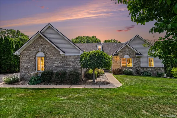 4312 RIDGE CT