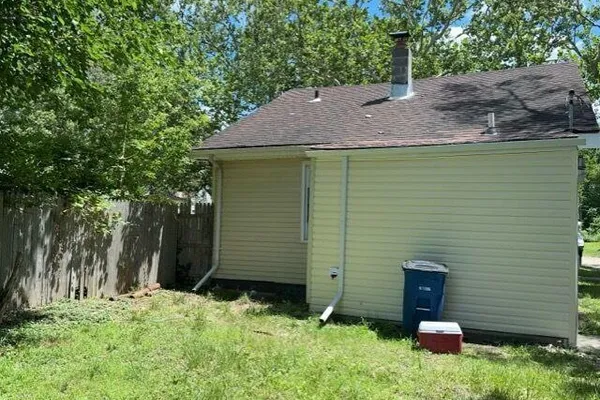 19171 GLASTONBURY RD
