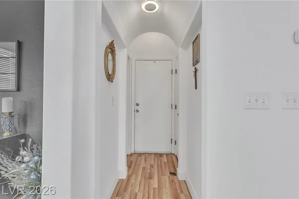 9177 DAZZLE ACCENT CT