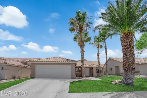 7729 WHITE GRASS AVE