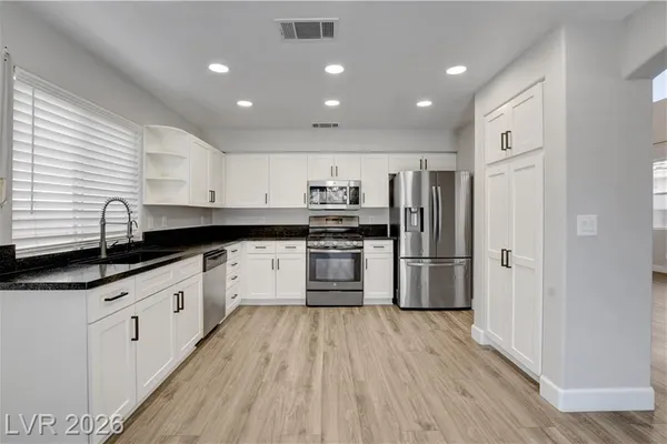 8308 RAPHAEL CT