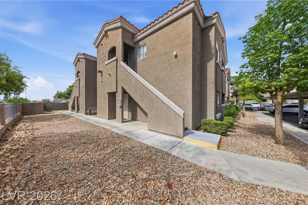5525 W FLAMINGO RD 1023