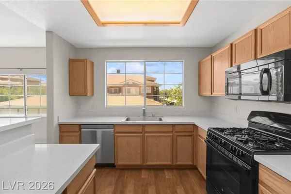 830 CARNEGIE ST 1321