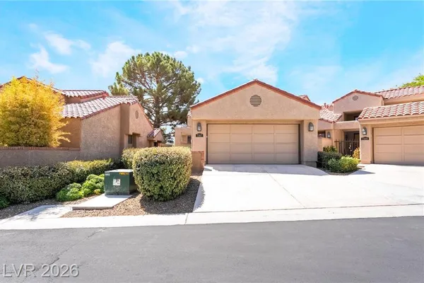 7307 MISSION HILLS DR