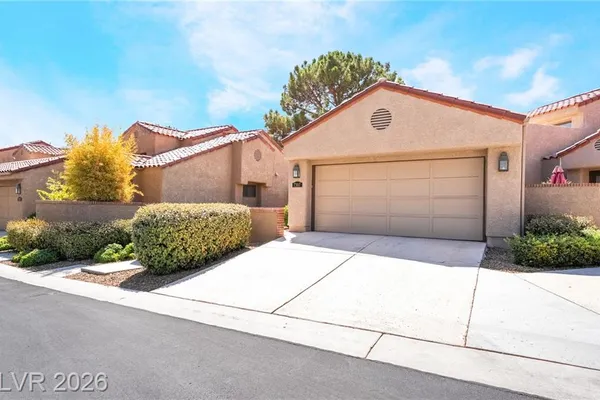 7307 MISSION HILLS DR