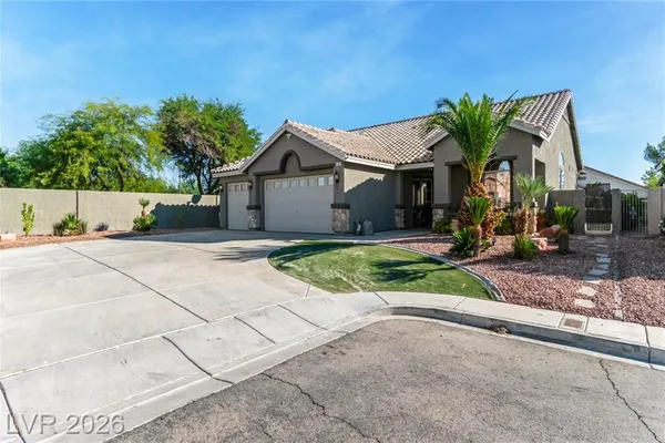 8702 COUNTRY RIDGE CT