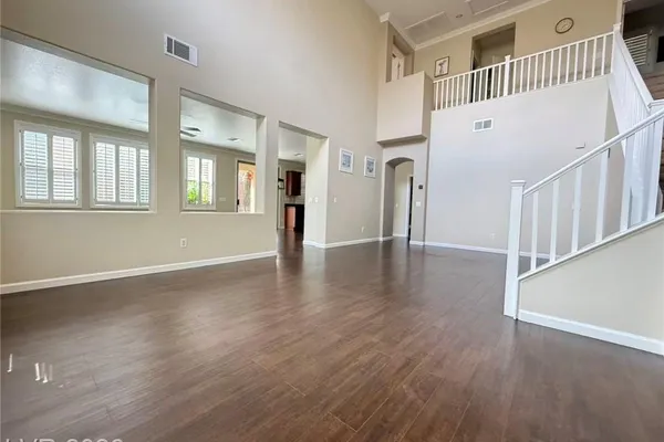 315 CARLISLE CROSSING ST