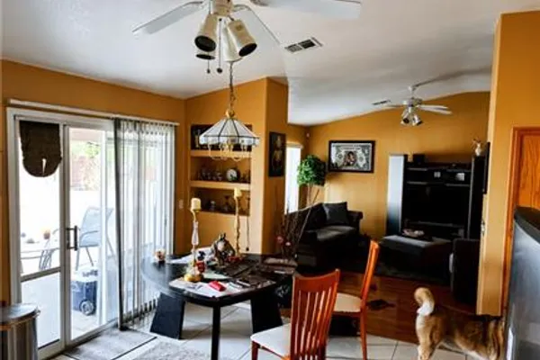 708 CANYON COUNTRY CIR