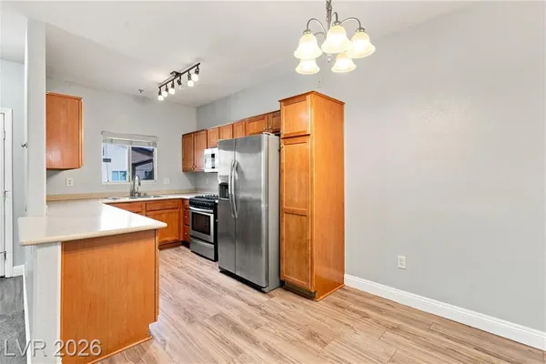 2291 W HORIZON RIDGE PKWY 9249