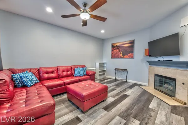 5250 S RAINBOW BLVD 2089