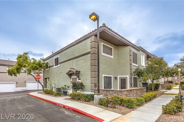 10450 GOLD SHADOW AVE