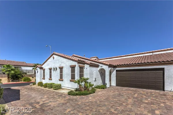 1551 FRANKLIN LN
