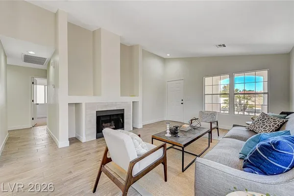 749 HITCHEN POST DR