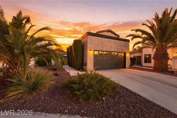 6556 GATEHOUSE LN