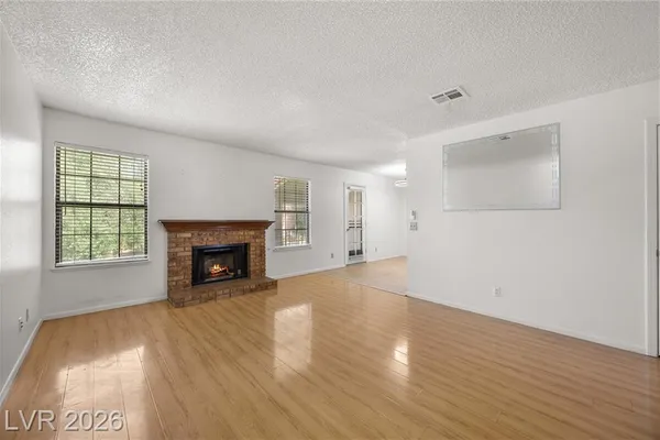 5576 W ROCHELLE AVE 23D