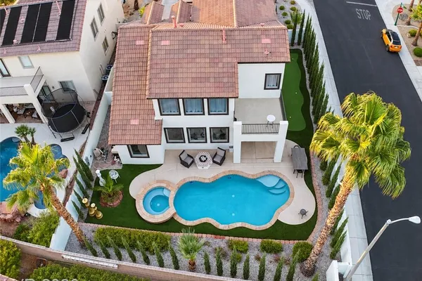 3018 VIA SARAFINA DR