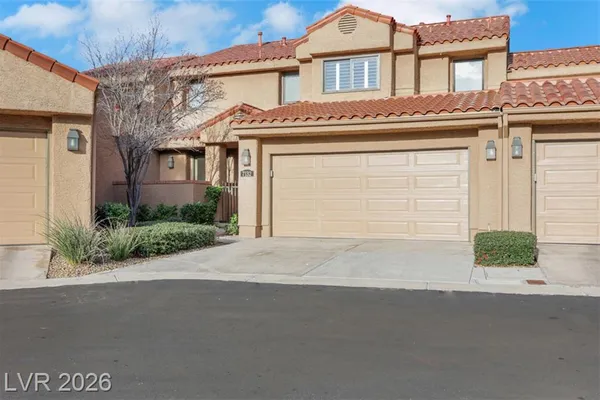 7132 MISSION HILLS DR