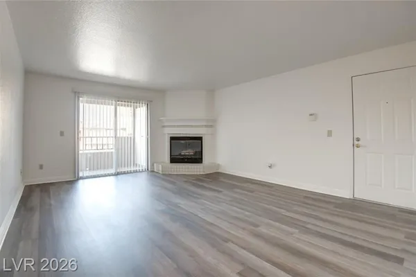 2606 S DURANGO DR 214