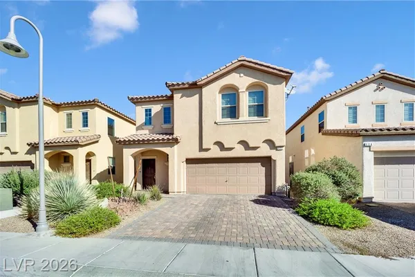 122 FOREST CROSSING CT