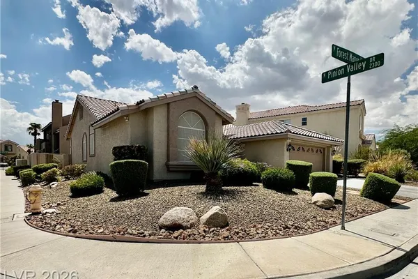 9201 FOREST MANOR CT