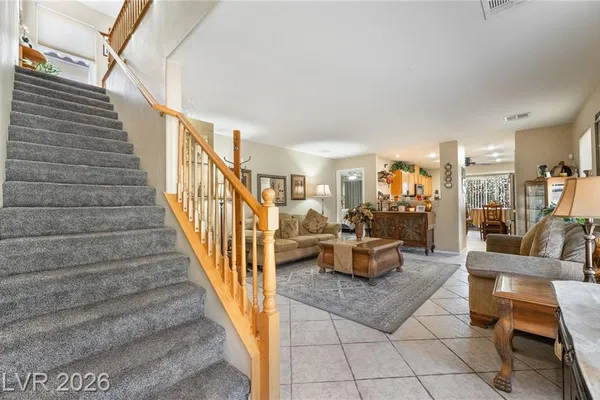 3512 LAGUNA VENETA AVE