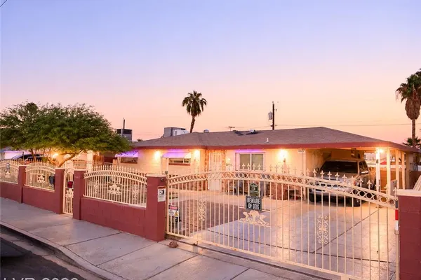 2221 SANTA ROSA DR