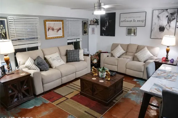 2221 SANTA ROSA DR