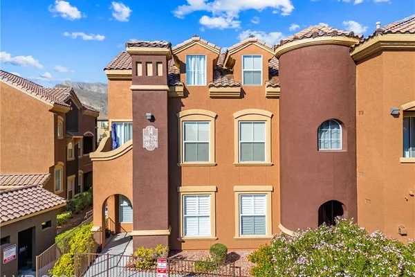 3975 N HUALAPAI WAY 167