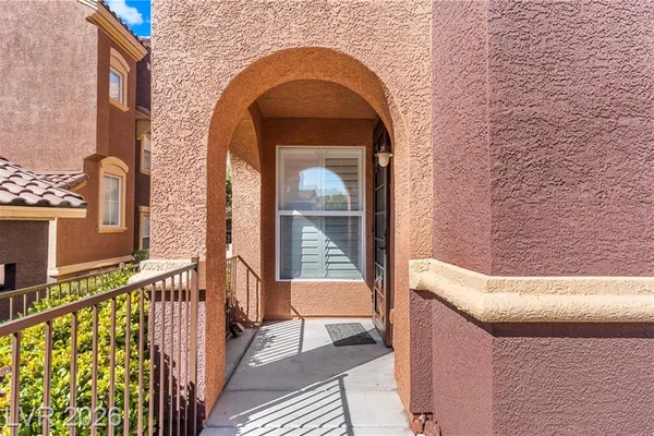 3975 N HUALAPAI WAY 167