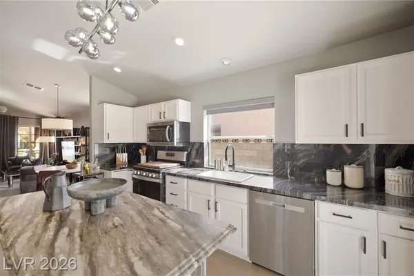 3561 UNIQUE WAY