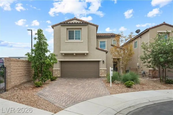 135 MOON RANCH AVE