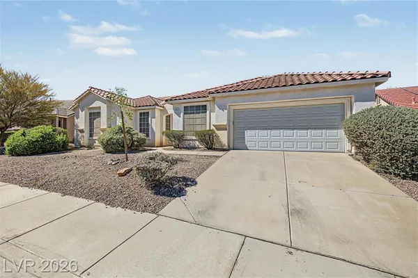 321 JOHN HENRY DR