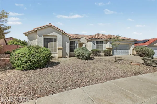 321 JOHN HENRY DR
