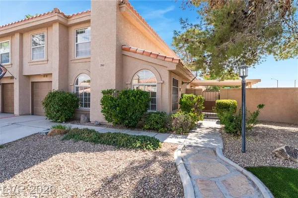 2841 FLORAL PEAK DR
