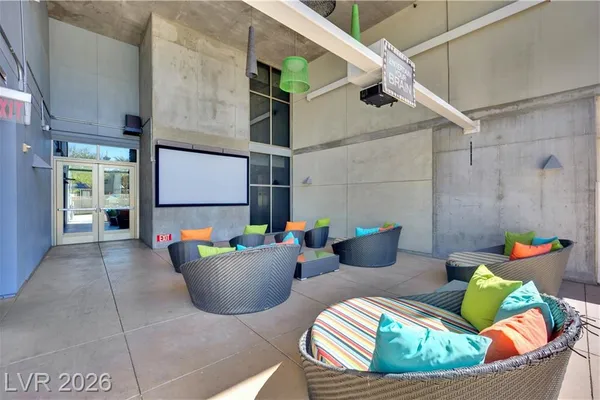 353 E BONNEVILLE AVE 257