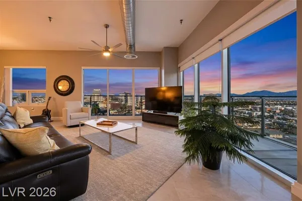 200 HOOVER AVE 1809