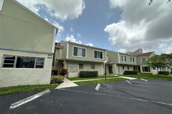 8005 LAGOS DE CAMPO BLVD L-4
