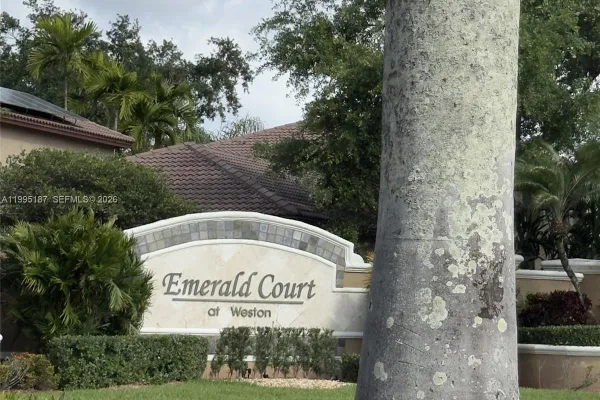16029 EMERALD COVE RD
