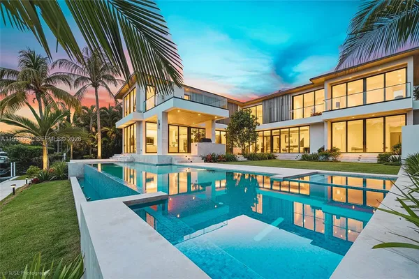 770 LAKE RD