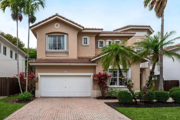 6914 NW 113TH PL