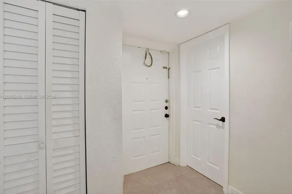 845 NW 91ST TER