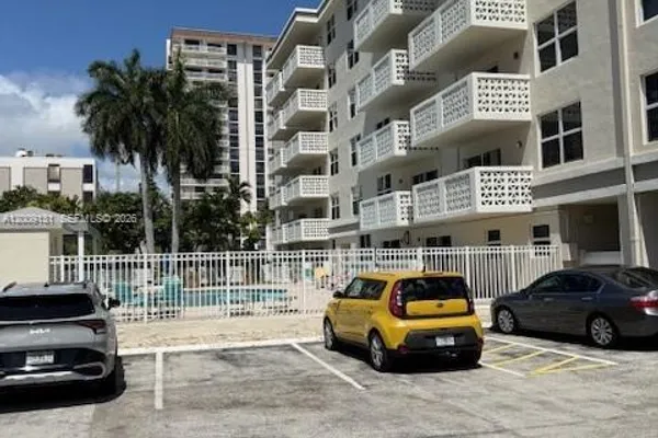 1901 S OCEAN DR 207