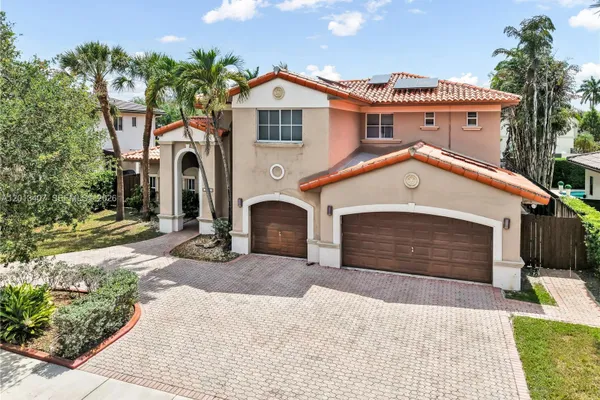 16101 NW 79TH CT